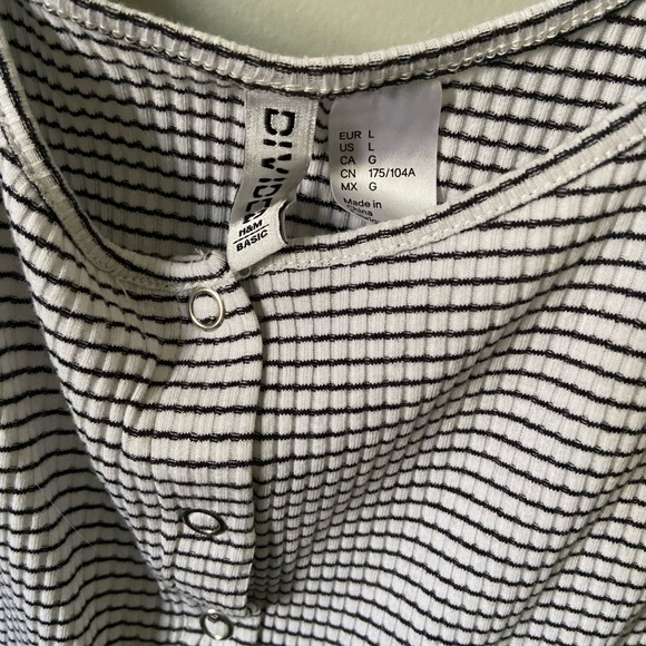 h&m crop top - Picture 2 of 2